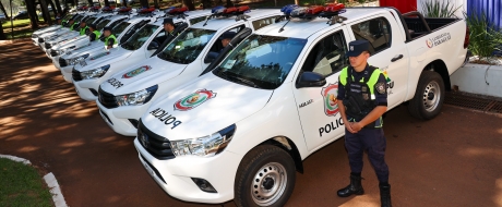 Gobierno entrega 20 patrulleras a Alto Paraná para fortalecer la seguridad ciudadana con el apoyo de ITAIPU